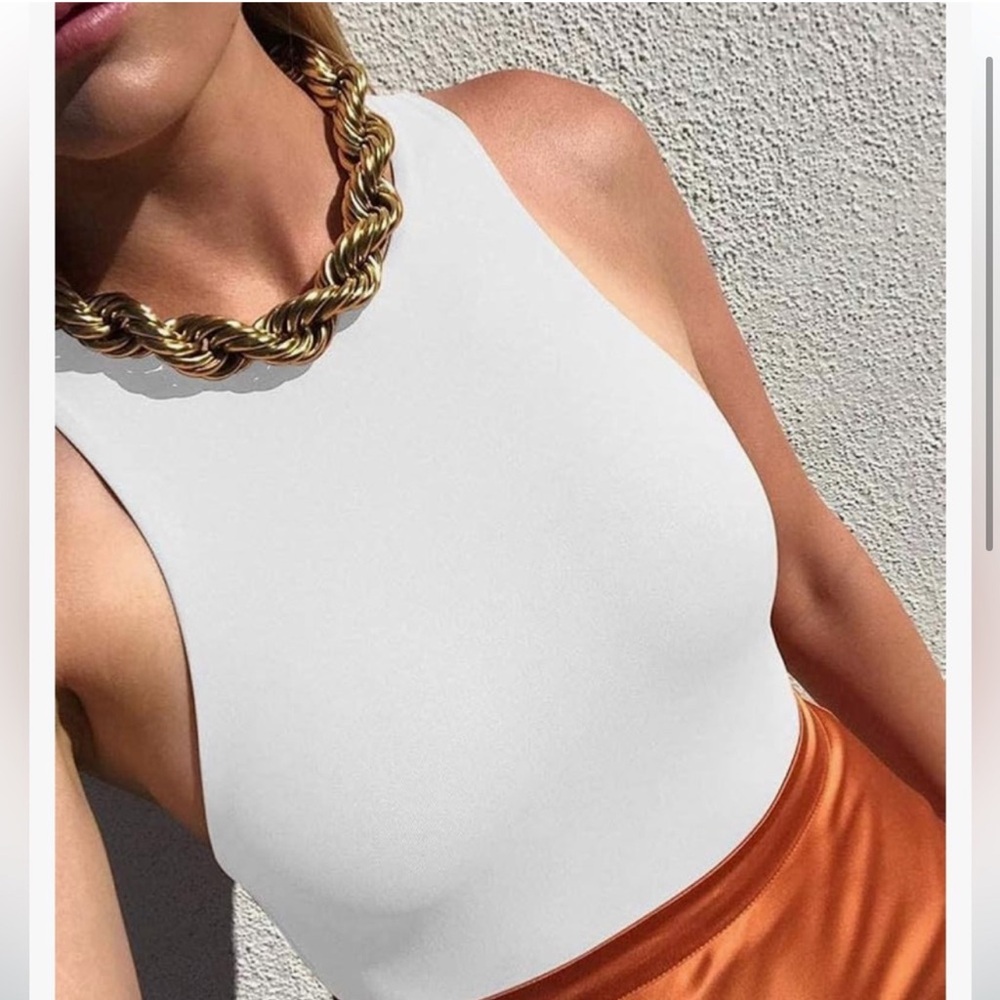 Reoria white high neck sleeveless bodysuit tank top